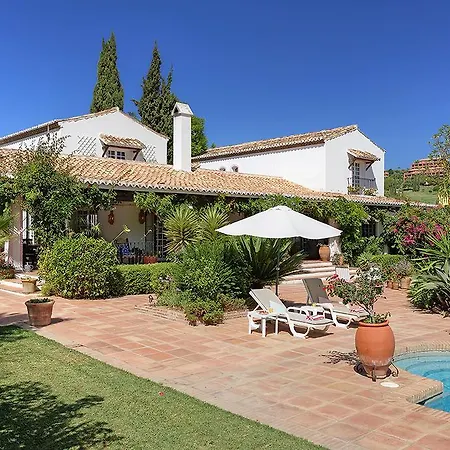 Villa Ladyville
